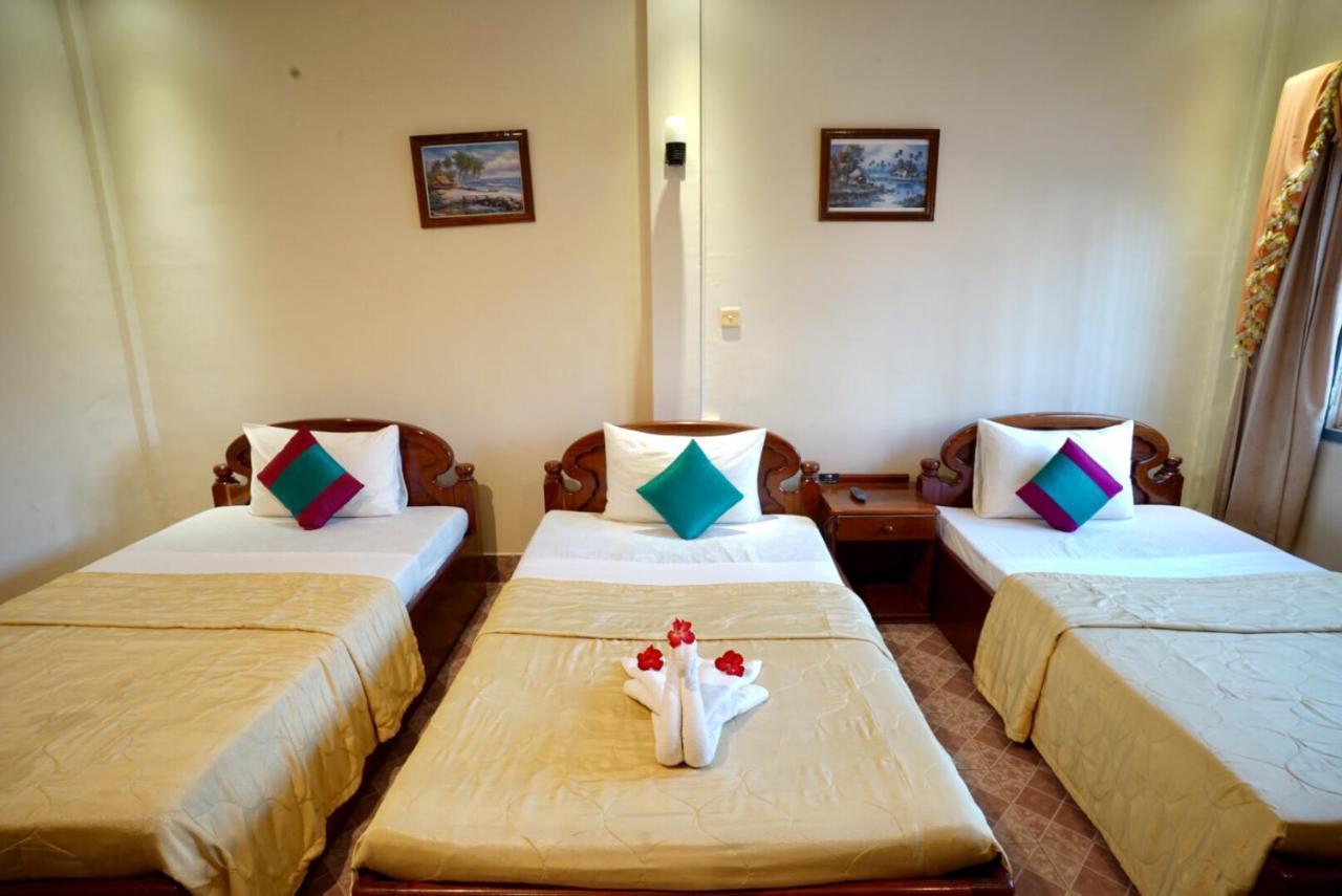 Royal Hotel Battambang Kültér fotó