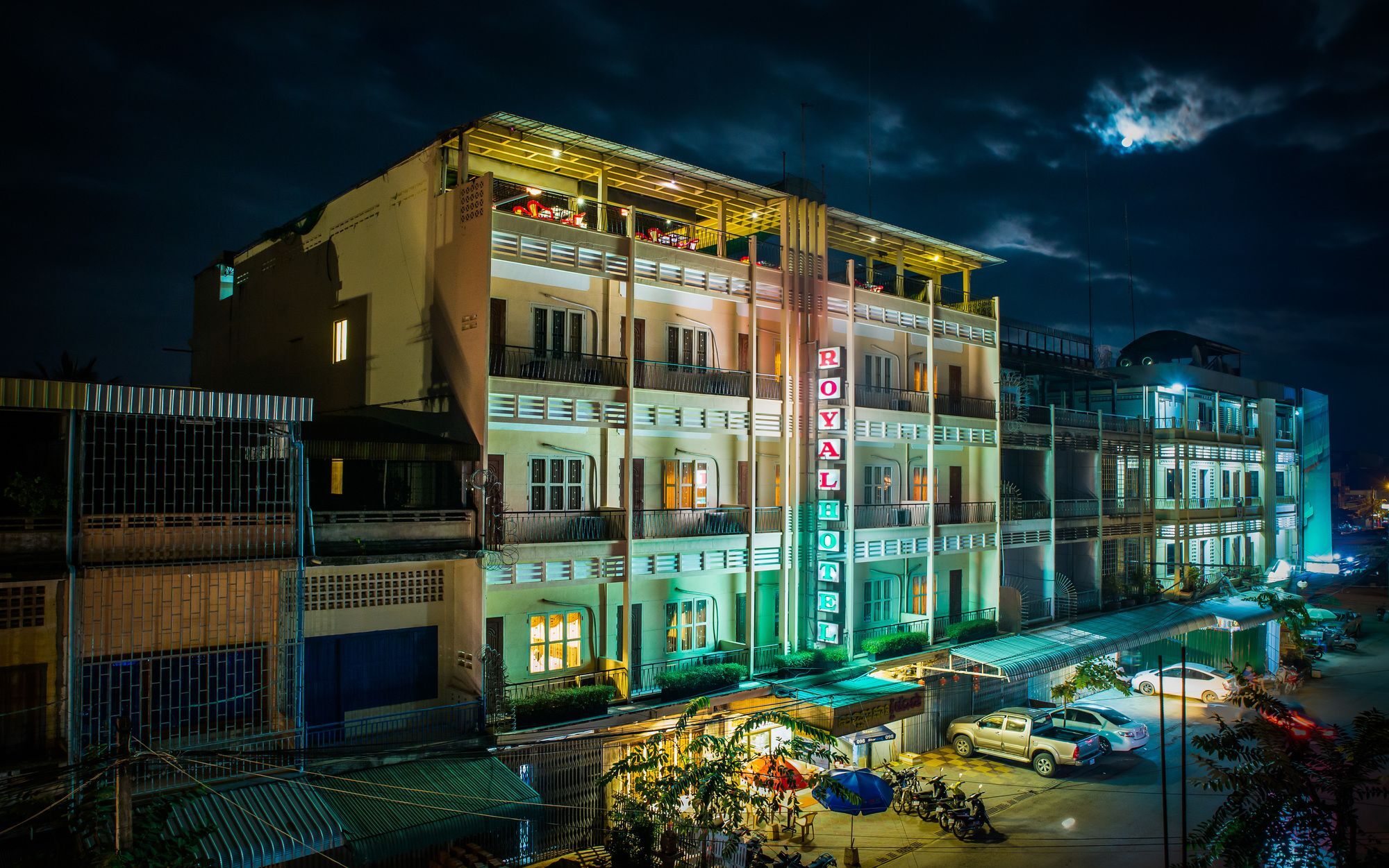 Royal Hotel Battambang Kültér fotó