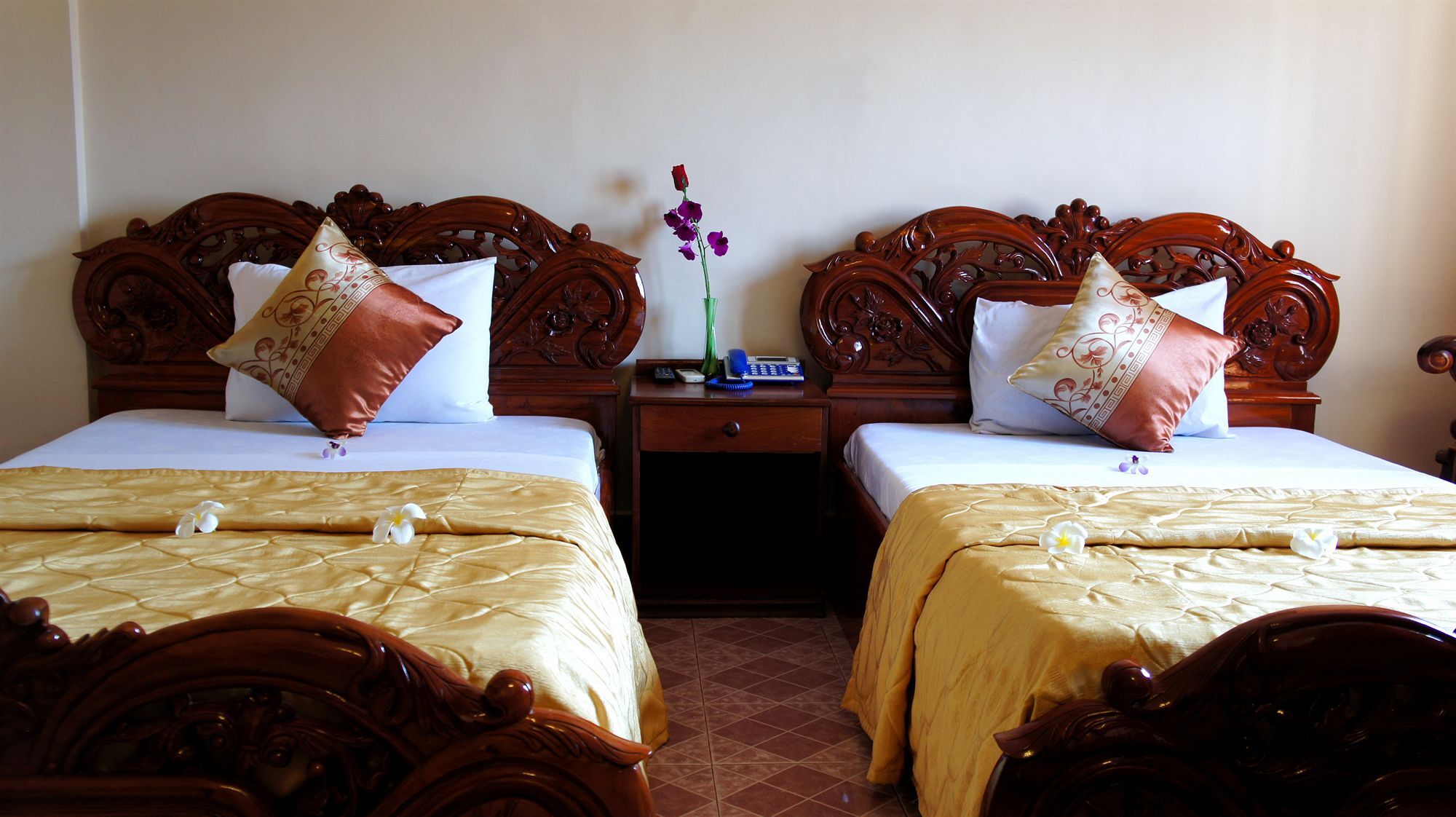 Royal Hotel Battambang Kültér fotó